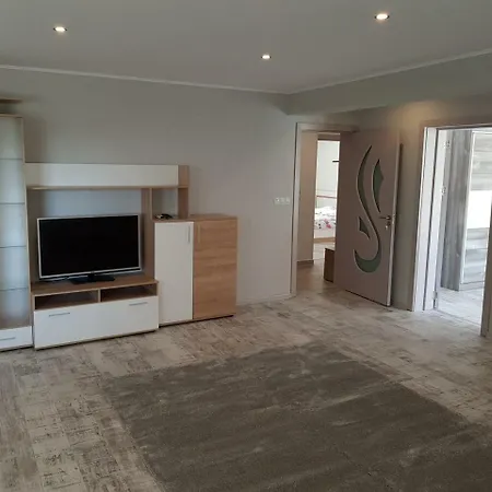 Διαμέρισμα United 2 Σαντάνσκι