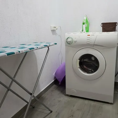 United 2 * Сандански